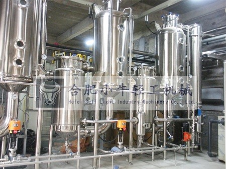 1565592669208637.jpg 三效外循環蒸發器.jpg